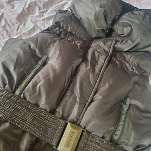 Vest - Picture 6 of 15